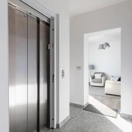 Stunning Views And Pool. Brand New Apartment. * Argegno