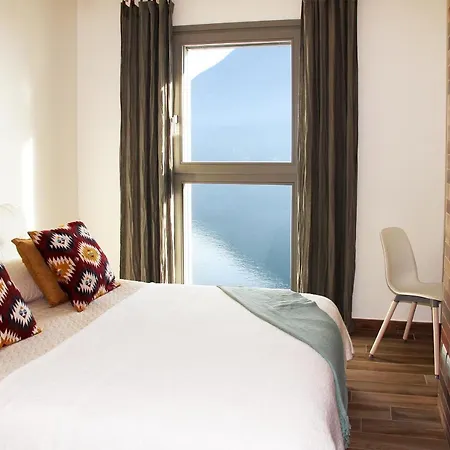 Stunning Views And Pool. Brand New Apartment. Argegno
